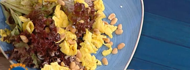 La prova del cuoco | Ricetta lattuga rossa con vitello uova e arachidi di Clara Zani