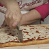 Pizza in teglia ricetta Benedetta Rossi da Fatto in casa per voi a Natale