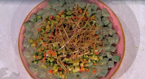 Gnocchi di cavolo nero con ragù di verdure ricetta Barbara De Nigris