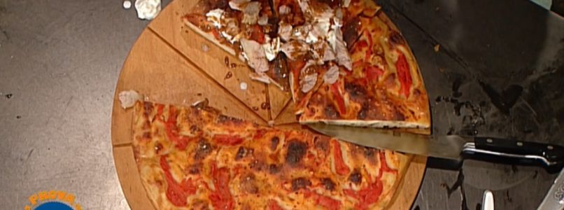 La prova del cuoco | Ricetta pizza m'arimbarza di Marco Ruffini
