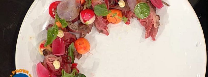 La prova del cuoco | Ricetta roast beef con petali di cipolle e verdura di Marco Bottega