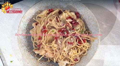 Spaghetti con cavolfiori e sarde ricetta Antonio Paolino