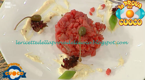 Tartare di manzo alla nizzarda con asparagi e salsa tartara ricetta Antonio Totaro da Prova del Cuoco