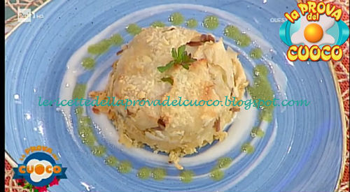 Zuppa gallurese in gabbia di carasau ricetta Gregori Nalon da Prova del Cuoco